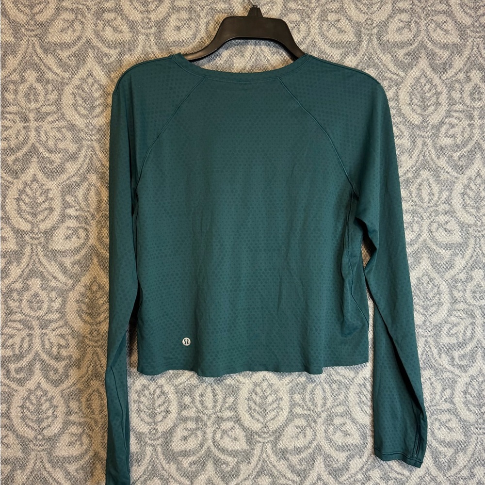 Lululemon  women’s long sleeve top